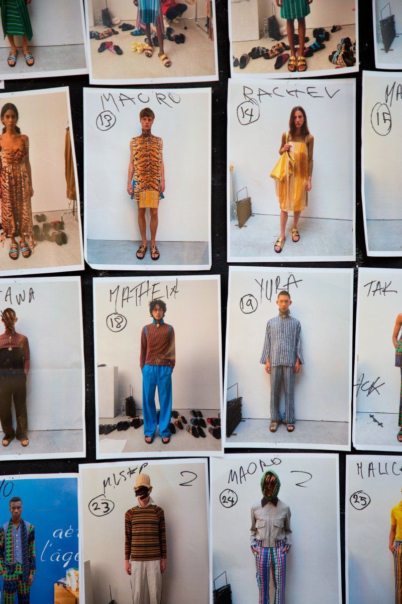 A Wealthy Capsule Wardrobe Guide: The Proven Strategy to Buy Less, Spend Less and Dress Extraordinarily Well this 2026